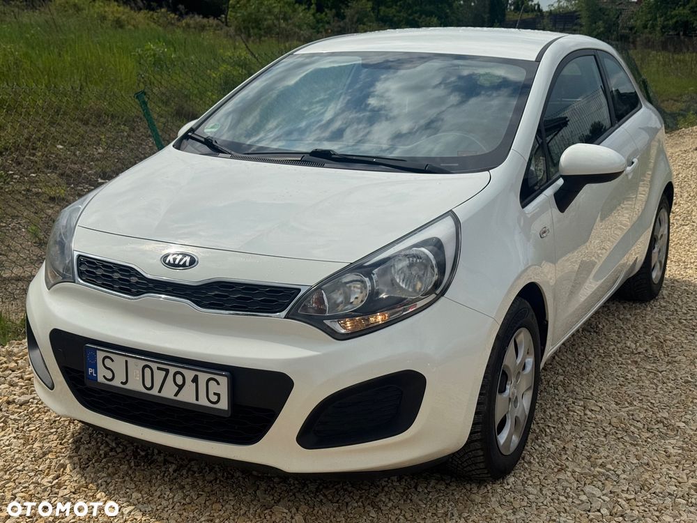 Kia Rio 1.2 Dream Team Edition - 1