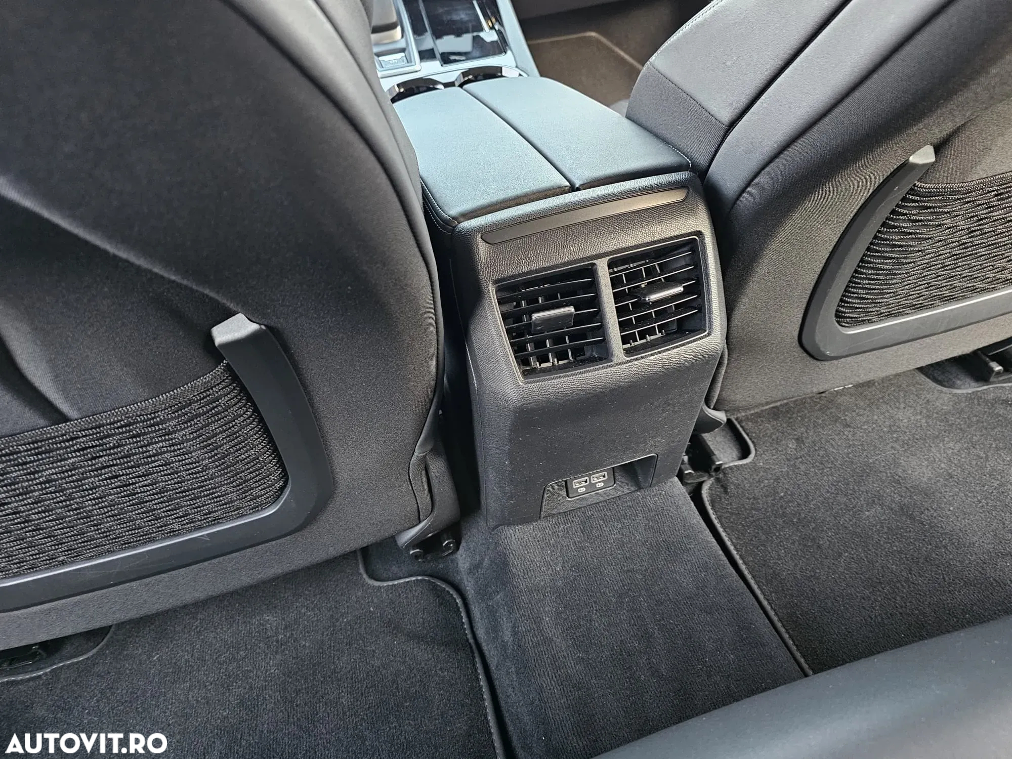 Peugeot 508 Hybrid 360 e-EAT8 SPORT ENGINEERED - 24
