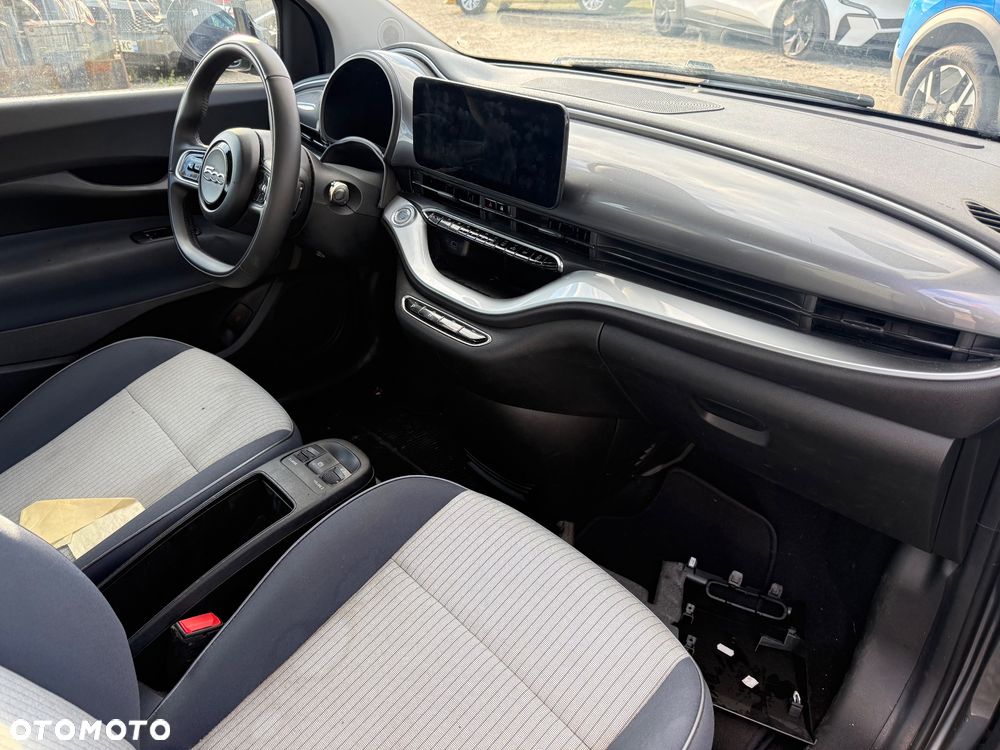 Fiat 500e - 10