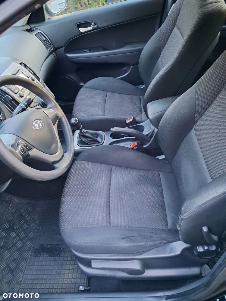 Hyundai i30 1.4 Comfort - 25