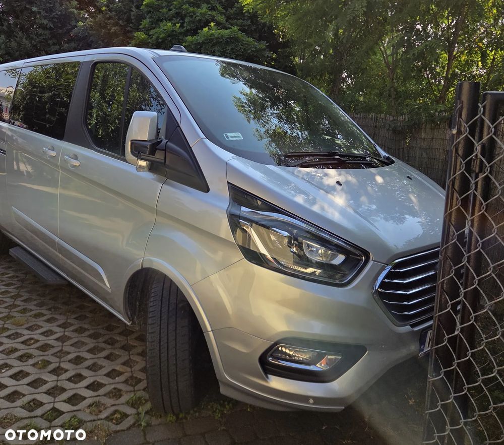 Ford Tourneo Custom - 2