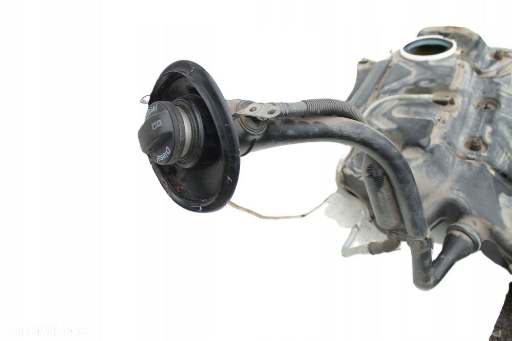 AUDI A4 B8 LIFT KOMBI ZBIORNIK PALIWA DIESEL QUATTRO 8K0201021GN - 3
