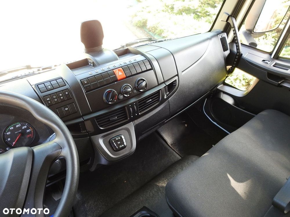 Iveco EUROCARGO 120 - 220 PLANDEKA WINDA 20 PALET AUTOMAT KLIMATYZACJA LEDY PNEUMATYKA  BLIŻNIACZE KOŁA 220KM - 30