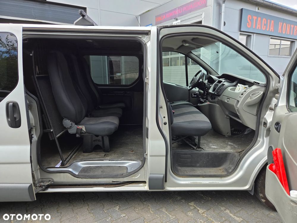 Opel Vivaro L2H1 2.9t Essentia - 4