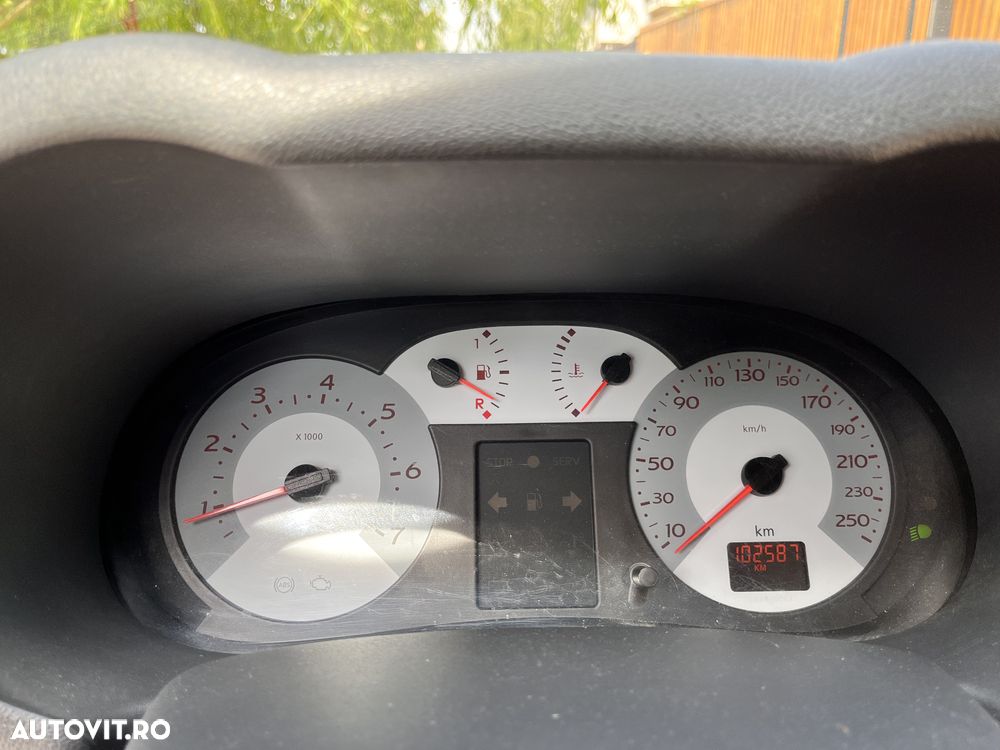 Renault Symbol 1.4 8V SL Fidji - 7