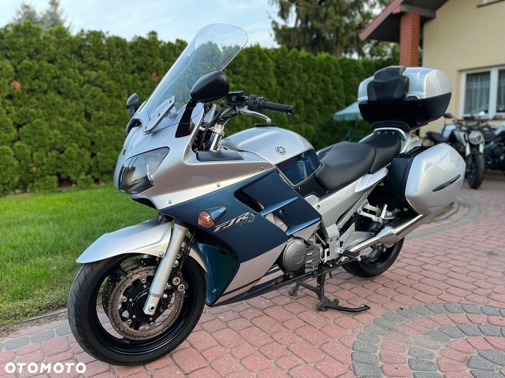 Yamaha FJR - 8