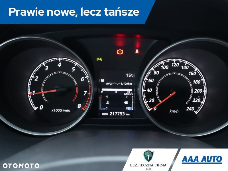 Mitsubishi Outlander - 13