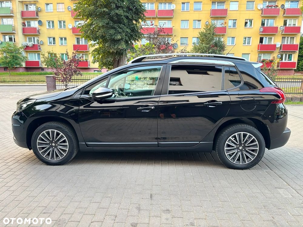 Peugeot 2008 1.2 Pure Tech Active S&S - 10