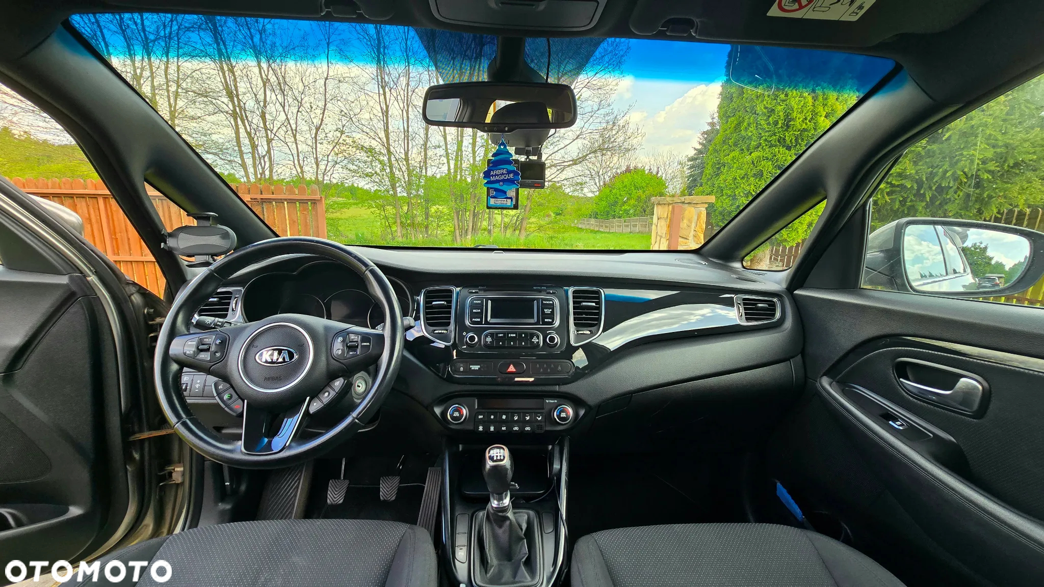 Kia Carens 1.7 CRDi L 7os - 14