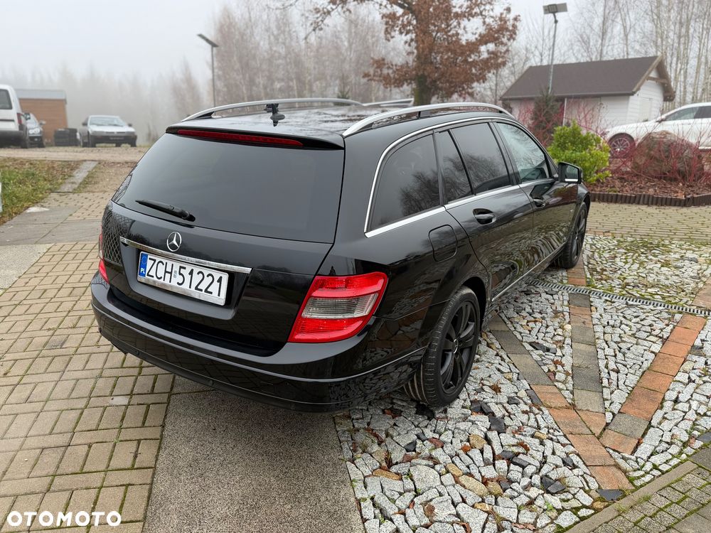 Mercedes-Benz Klasa C 180 K BlueEff Avantgarde - 2