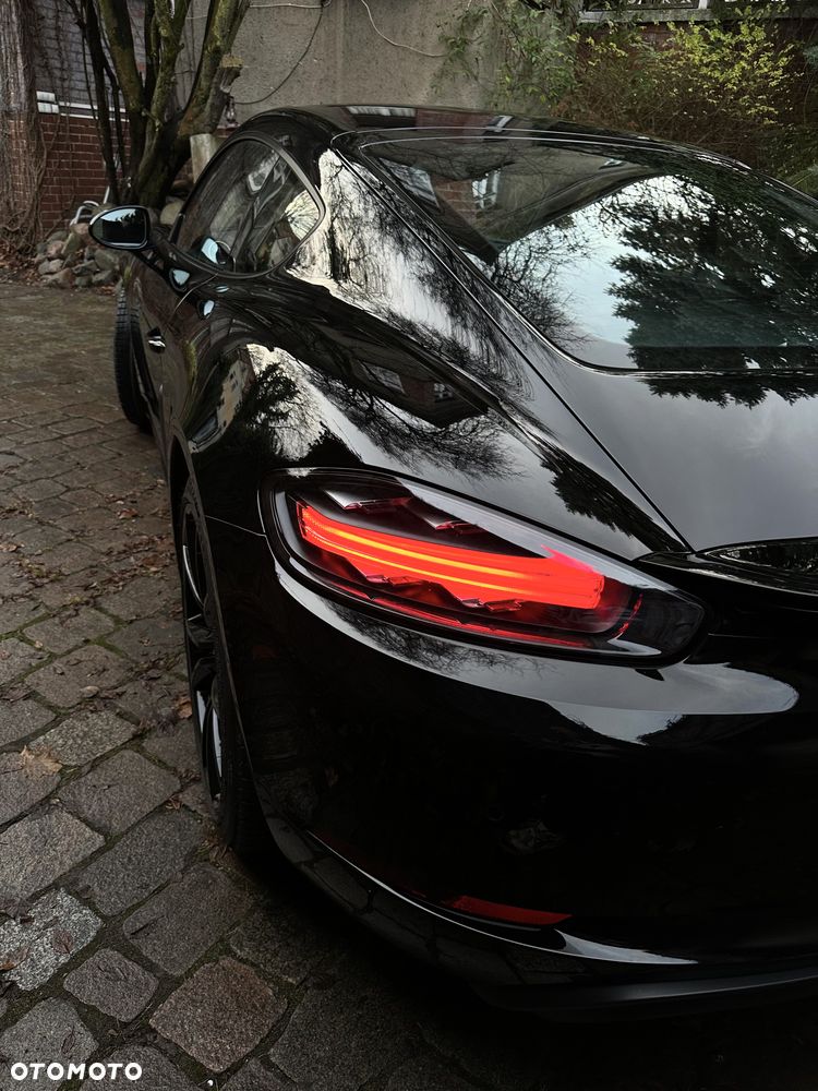 Porsche 718 Cayman GPF PDK - 21