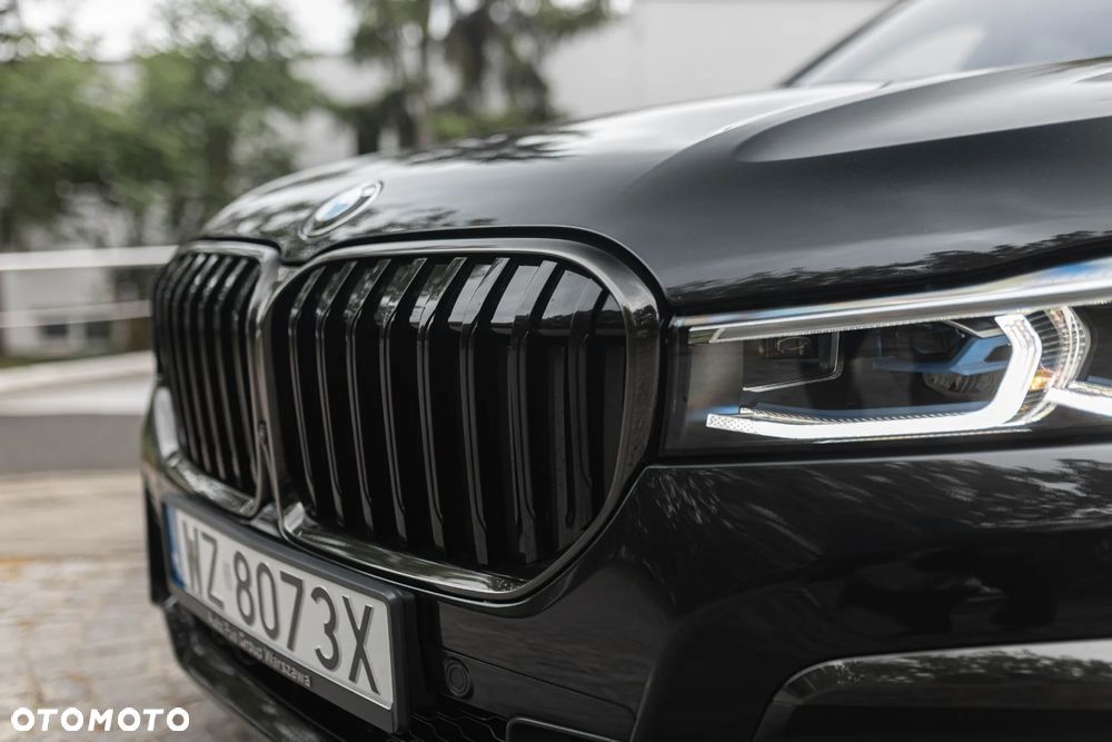BMW Seria 7 750i xDrive - 3