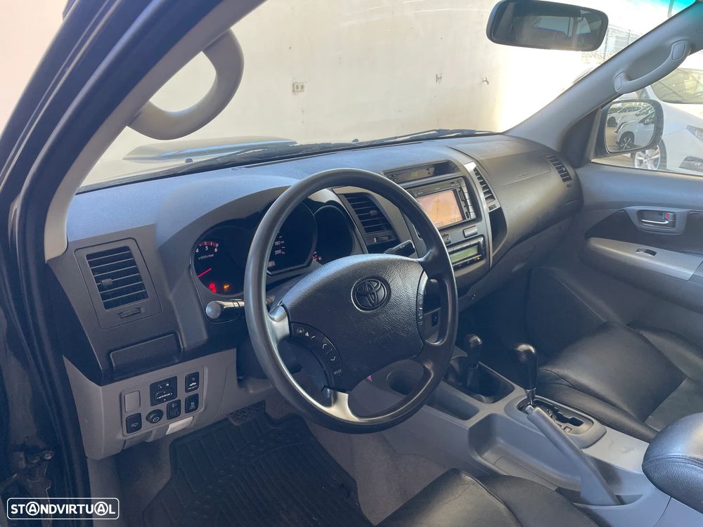 Toyota HILUX 3.0 D 4D C/DUPLA 4X4 - 11