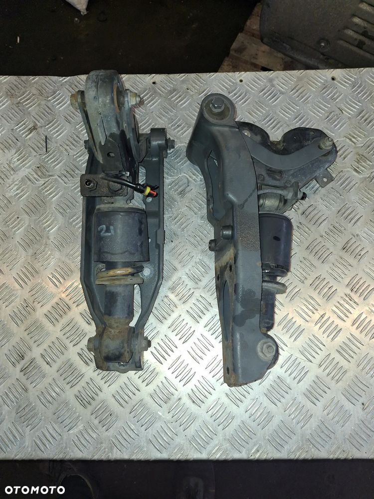 ZAMEK AMORTYZATOR ZAWIESZENIA KABINY DAF LF 220 EURO 6 - 1