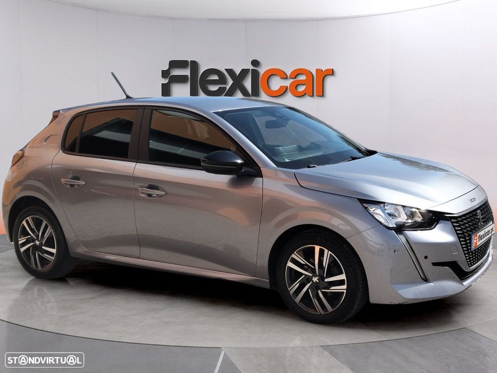 Peugeot 208 - 1