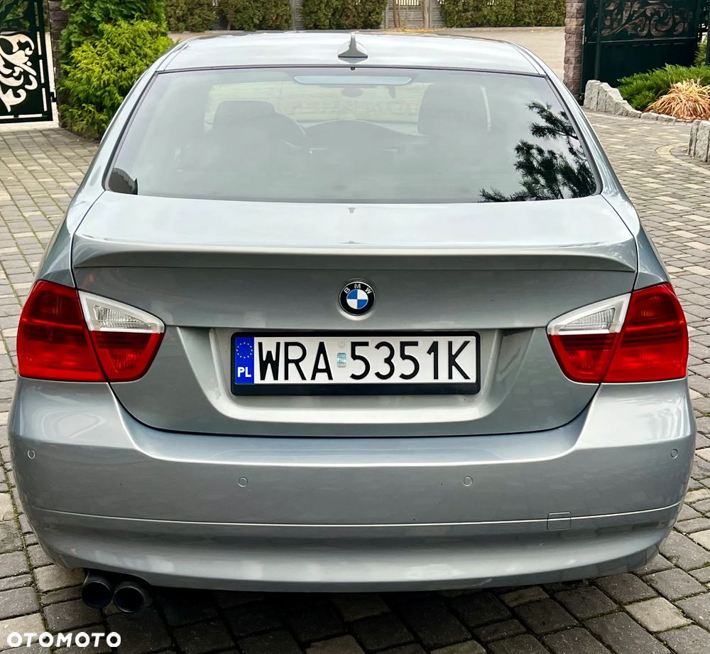 BMW Seria 3 325i - 8