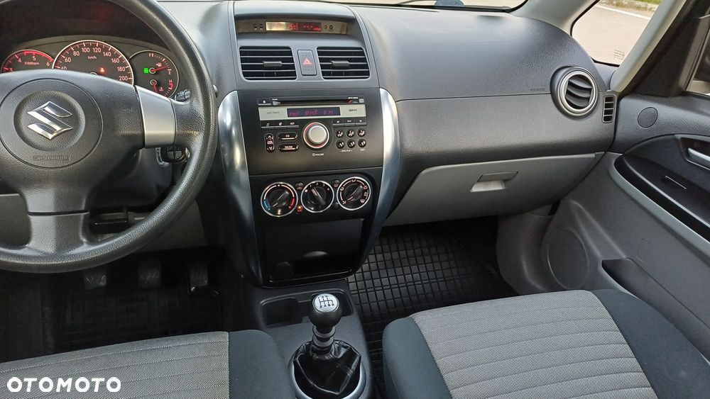 Suzuki SX4 1.9 DDiS 4WD GS / Premium - 19