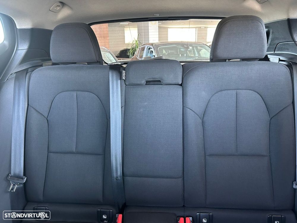 Volvo XC 40 1.5 T3 - 12