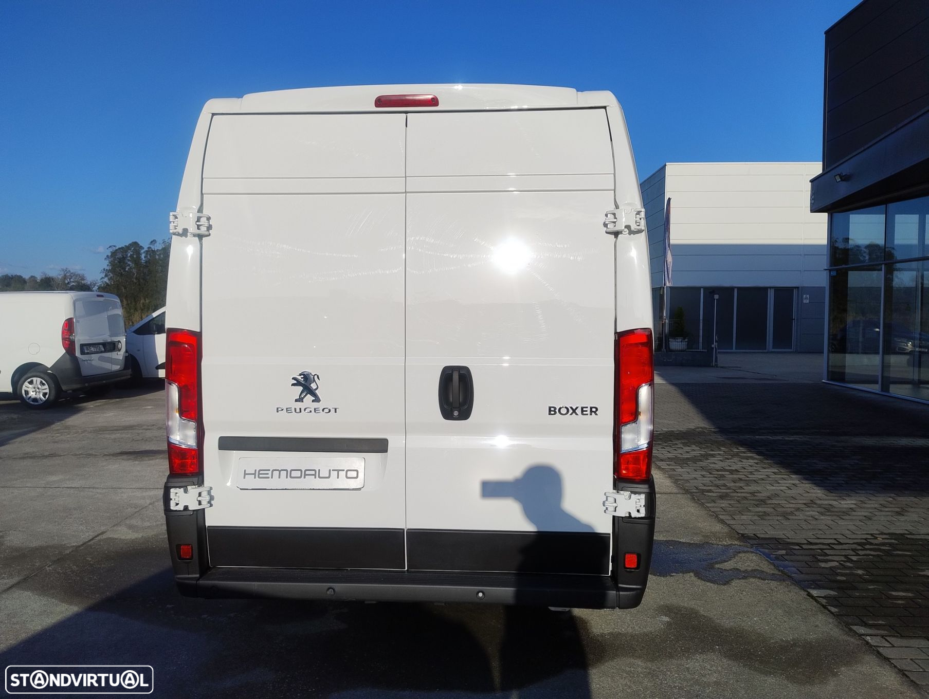 Peugeot Boxer 2.2 BlueHDi 330 L2H2 Premium - 8
