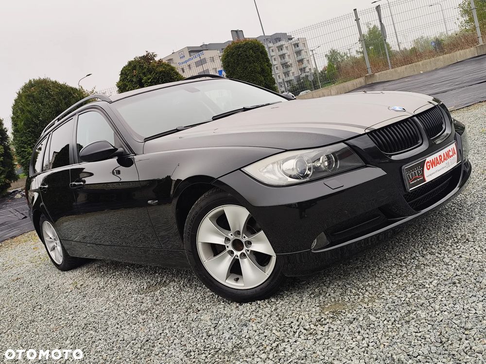 BMW Seria 3 318i - 10