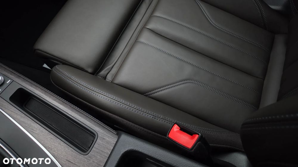 Audi Q5 40 TDI quattro S tronic S line - 12