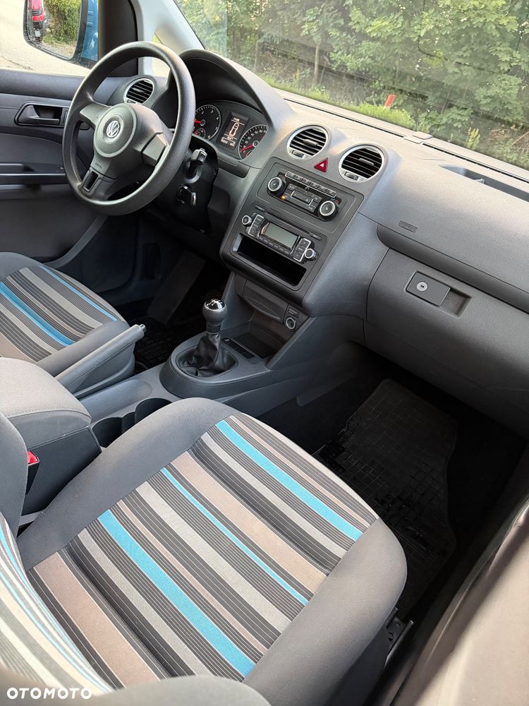 Volkswagen Caddy - 10