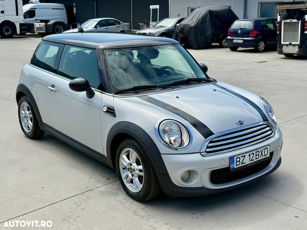Mini Cooper D AT - 1