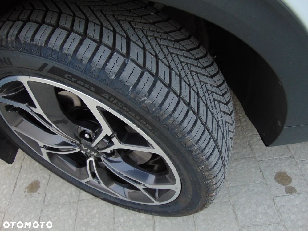 Kia Sportage 1.6 T-GDI AWD DCT GT LINE - 24