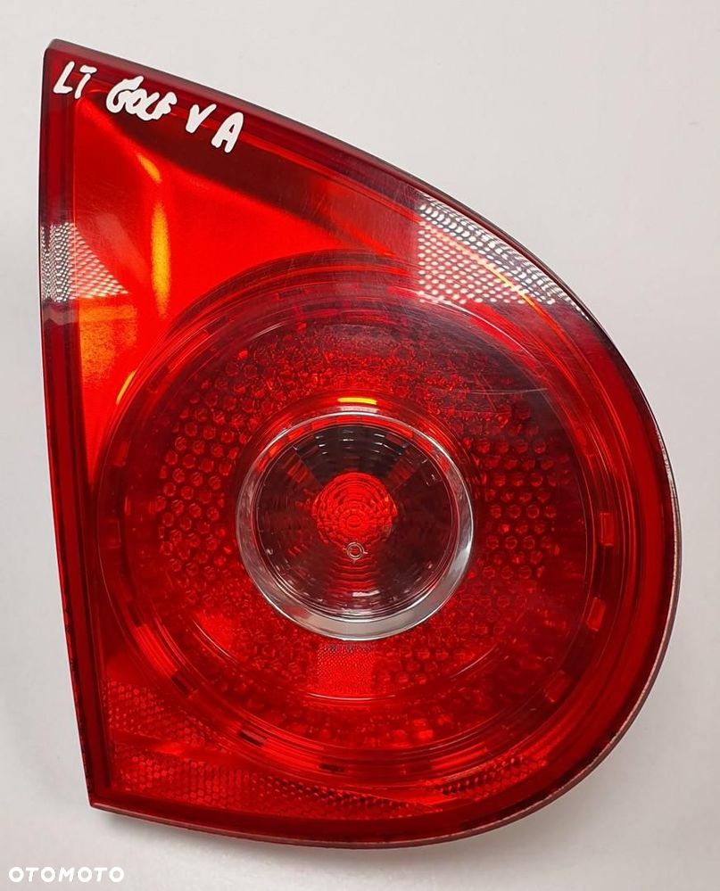 LAMPA LEWY TYŁ TYLNA KLAPY VW GOLF V 1K6945093E EUROPA - 1