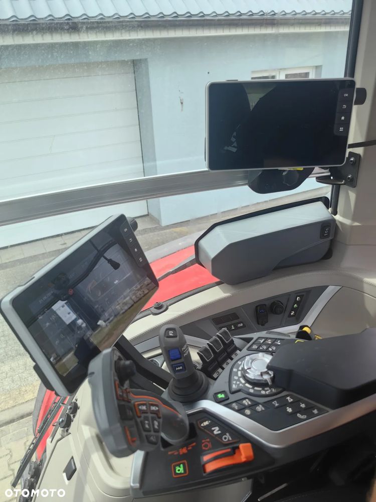 Massey Ferguson 8S.225 - 4