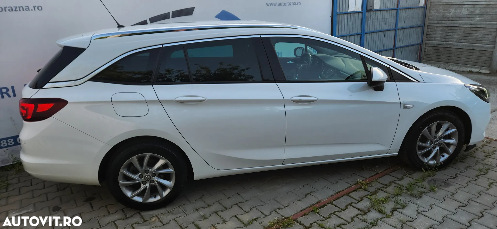 Opel Astra 1.5 Start/Stop Elegance - 3