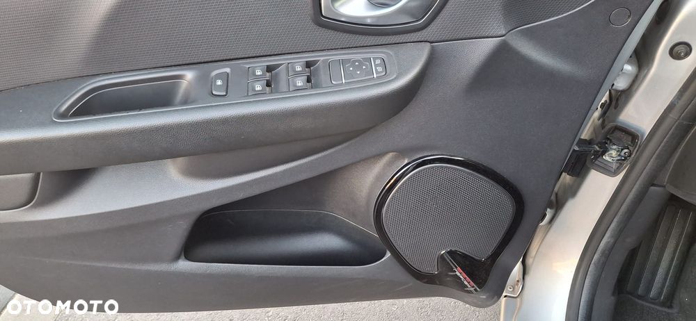 Renault Clio 1.2 Energy TCe Limited 2018 - 17