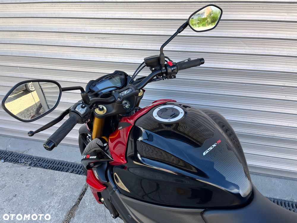 Suzuki GSX 1000 - 27