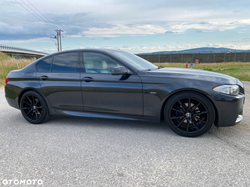 BMW Seria 5 520d Sport-Aut - 13