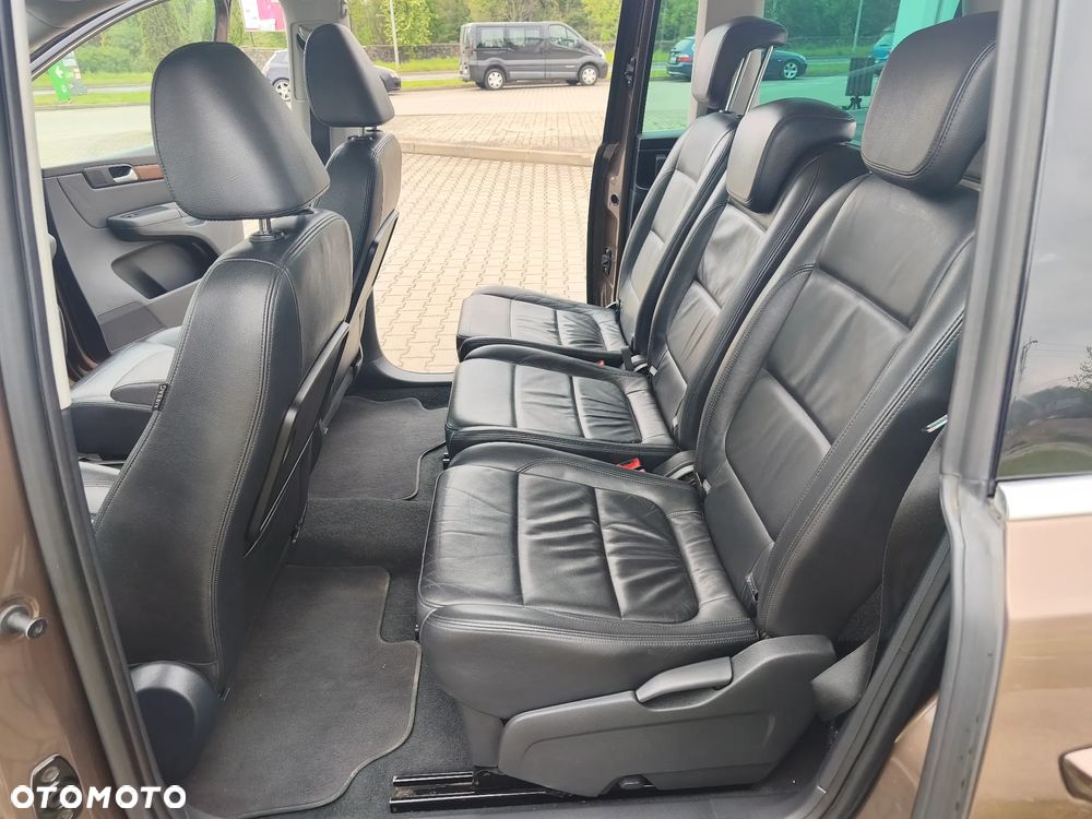 Volkswagen Sharan 2.0 TDI DSG Blue Motion Highline - 8