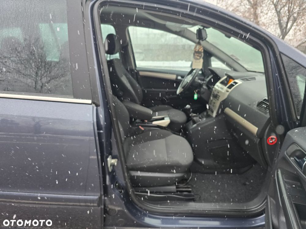 Opel Zafira 1.7 CDTI Cosmo - 8