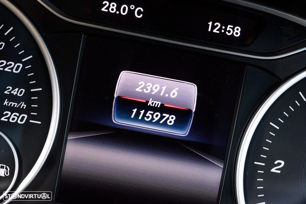 Mercedes-Benz A 180 d BlueEFFICIENCY Edition - 16