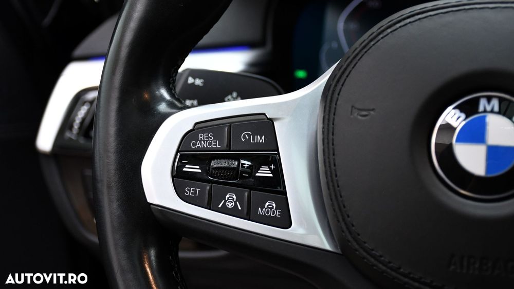 BMW Seria 5 520d xDrive Touring Aut. Sport Line - 20