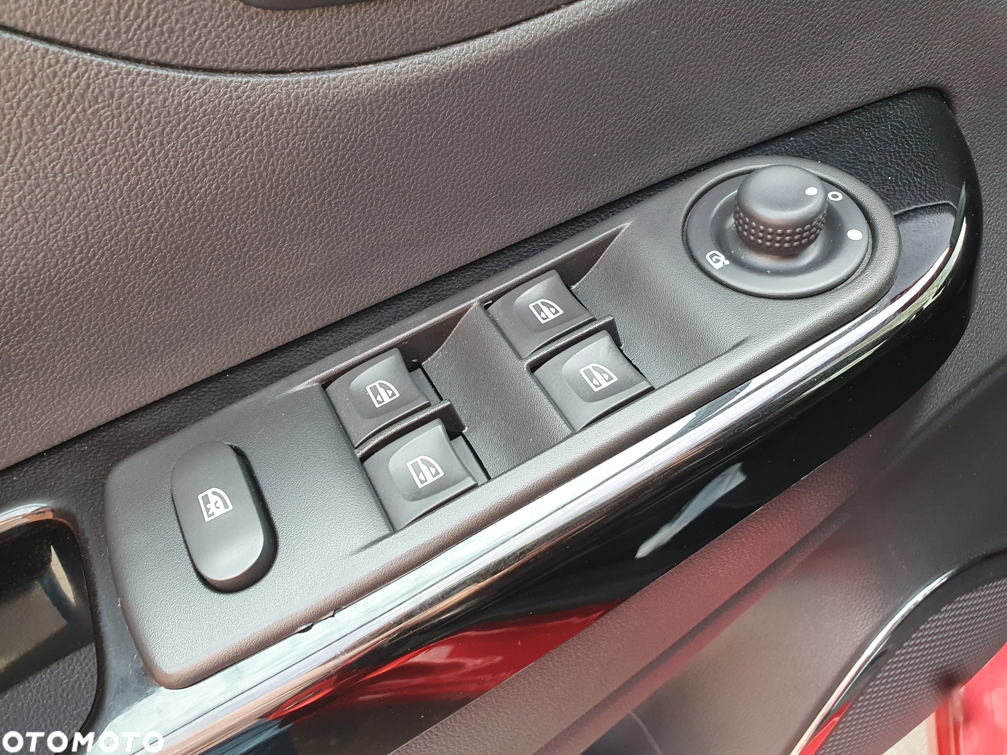 Renault Captur ENERGY dCi 90 EDC Luxe - 16