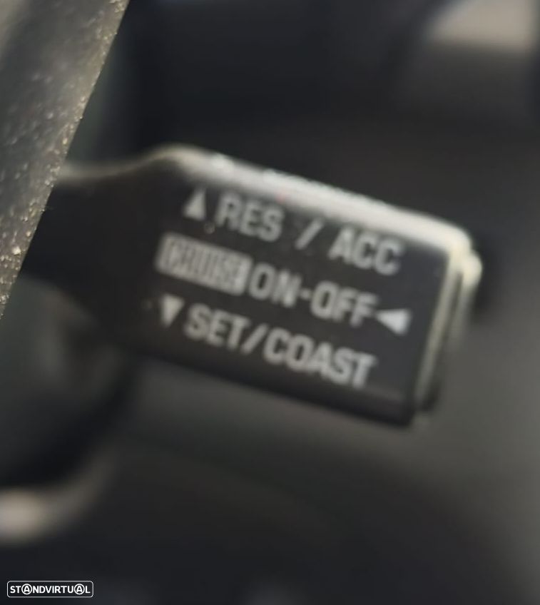 Toyota Avensis SD 2.0 D-4D Sol+P.Multimédia - 13