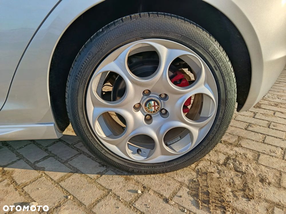 Alfa Romeo Giulietta 1.8 TBi 16V Quadrifoglio Verde - 35