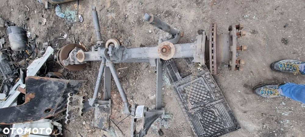 OŚ PODWIESZANA OSTATNIA MERCEDES ACTROS MP4 BDF - 1