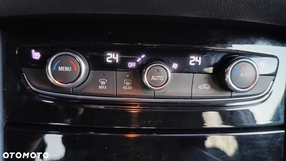 Opel Grandland X 1.2 Start/Stop 120 Jahre - 21