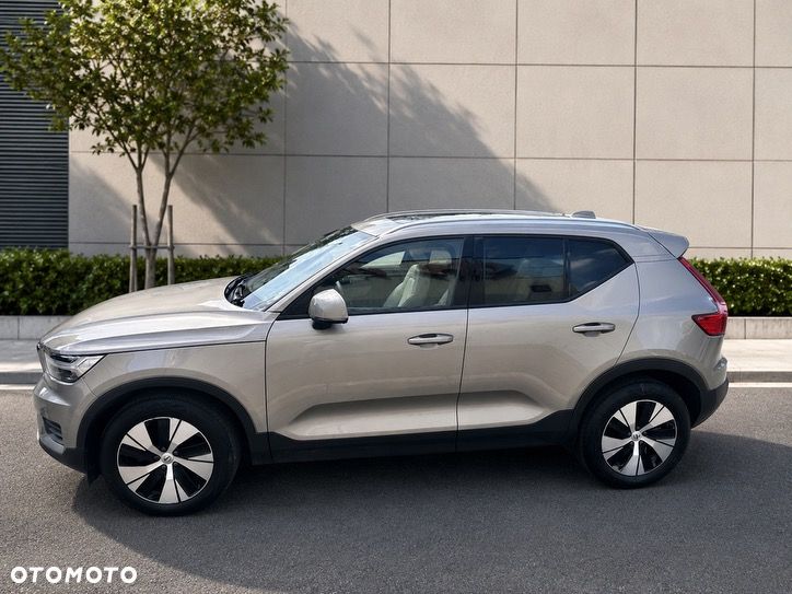 Volvo XC 40 T3 Momentum - 2