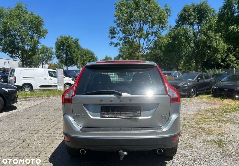Volvo XC 60 D3 AWD Kinetic - 4