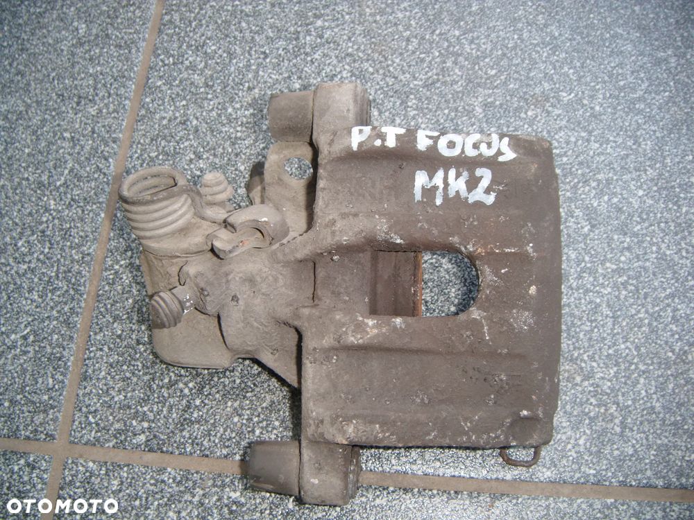 ford focus mk2 zacisk prawy tył - 1