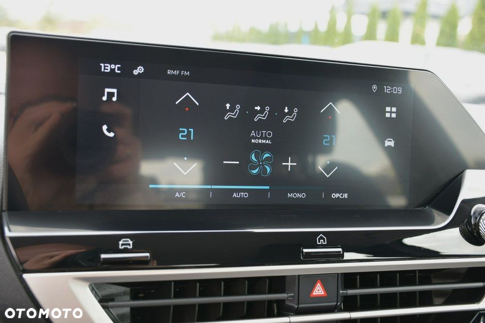 Citroën C4 1.2 PureTech Shine S&S - 25