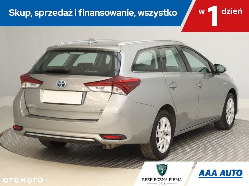 Toyota Auris - 7