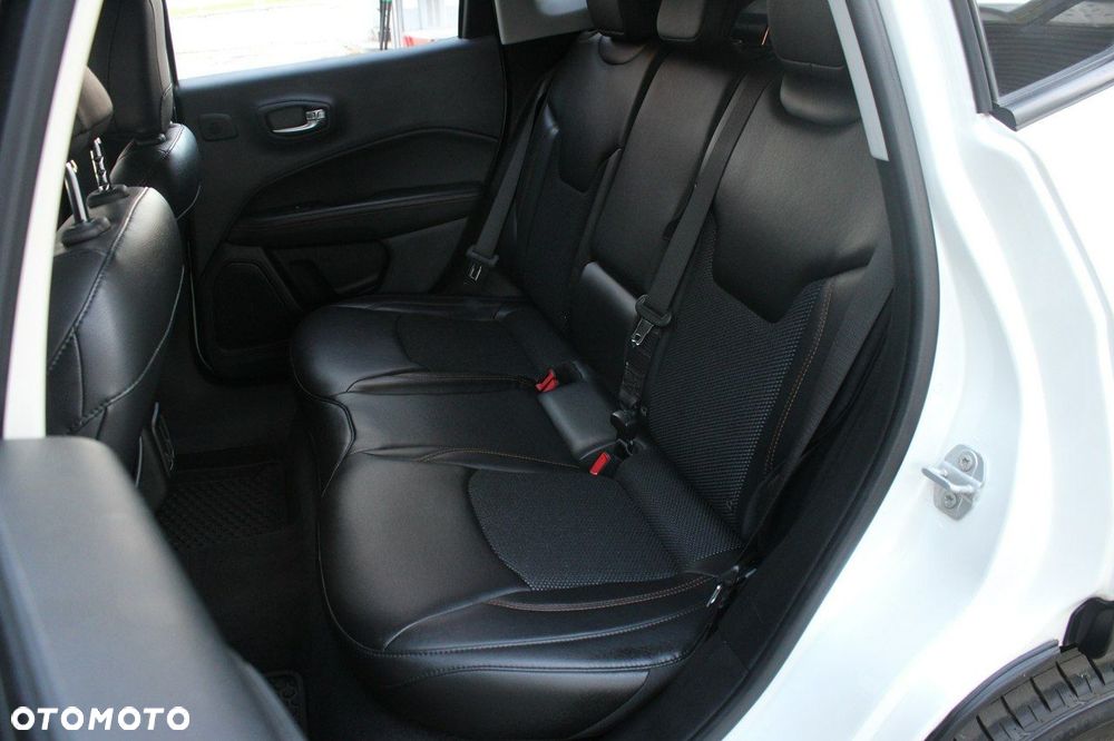 Jeep Compass 1.4 TMair Limited 4WD S&S - 13