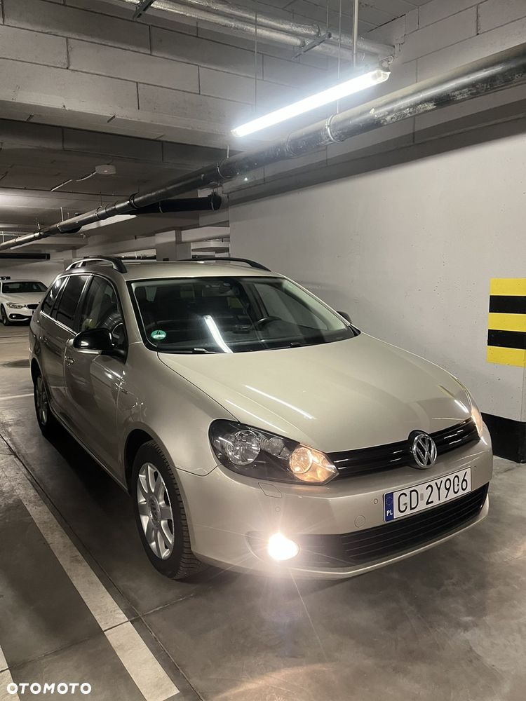 Volkswagen Golf 1.6 TDI DPF BlueMotion Technology MATCH - 24